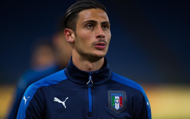 持着稳固的 持着稳固的